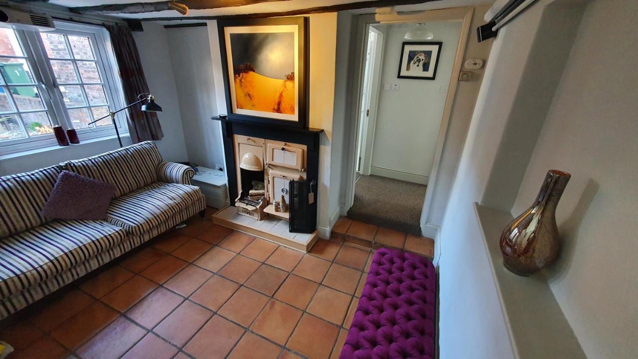 Holly Cottage, Hidden Gem In The Yorkshire Wolds Welton  Exterior photo